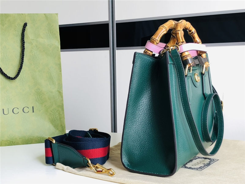 Gucci Diana small tote bag 702721 Green High