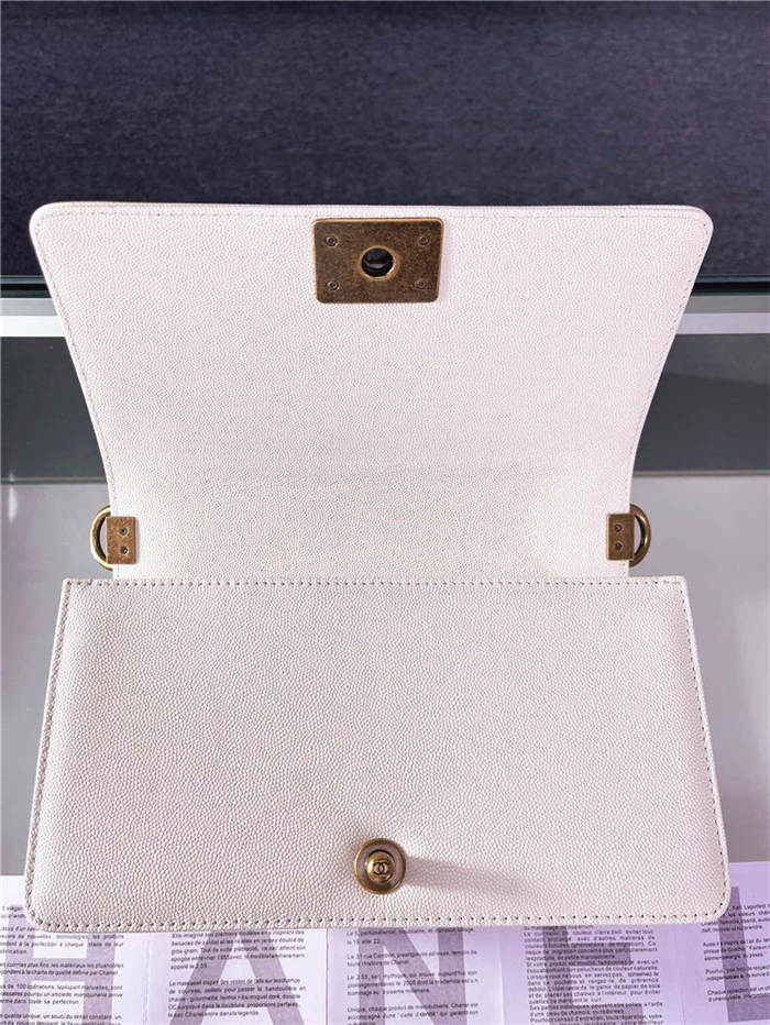 BOY Chanel HANDBAG Grained Calfskin White Anti-Gold Metal High