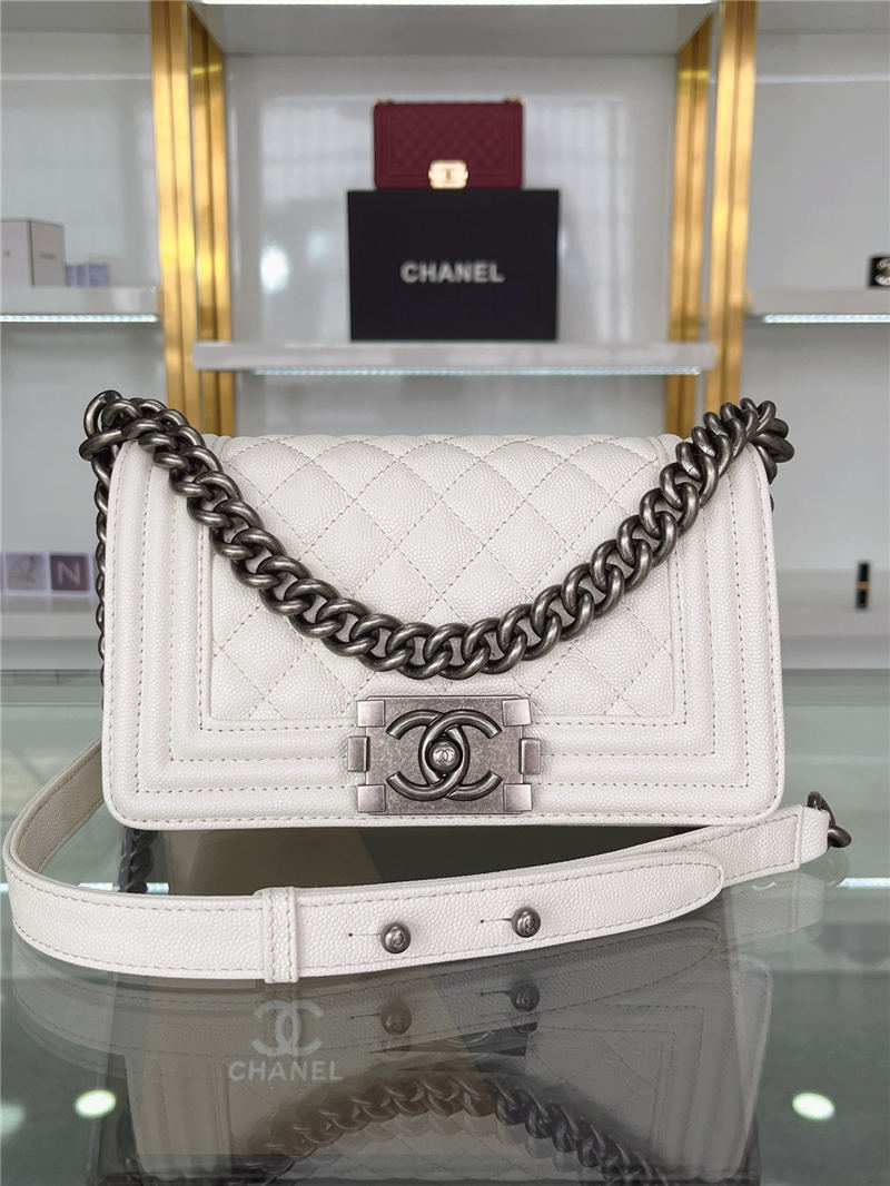 SMALL BOY Chanel HANDBAG Grained Calfskin White Anti-Silver Metal High