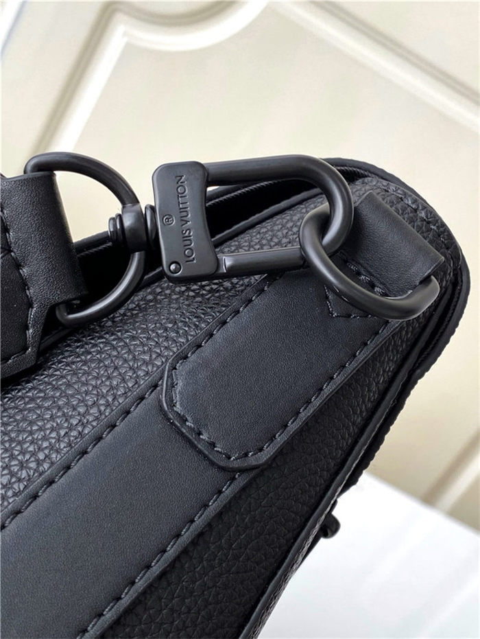 Louis Vuitton MESSENGER Black grained calf leather M57080 High