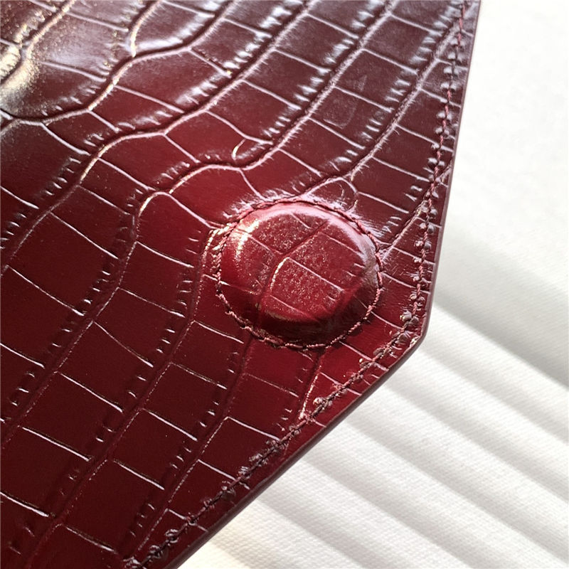 UPTOWN POUCH IN Crocodile Burgundy High