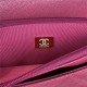 WALLET ON CHAIN Grained Shiny Calfskin & Gold-Tone Metal AP2840 Fuchsia A