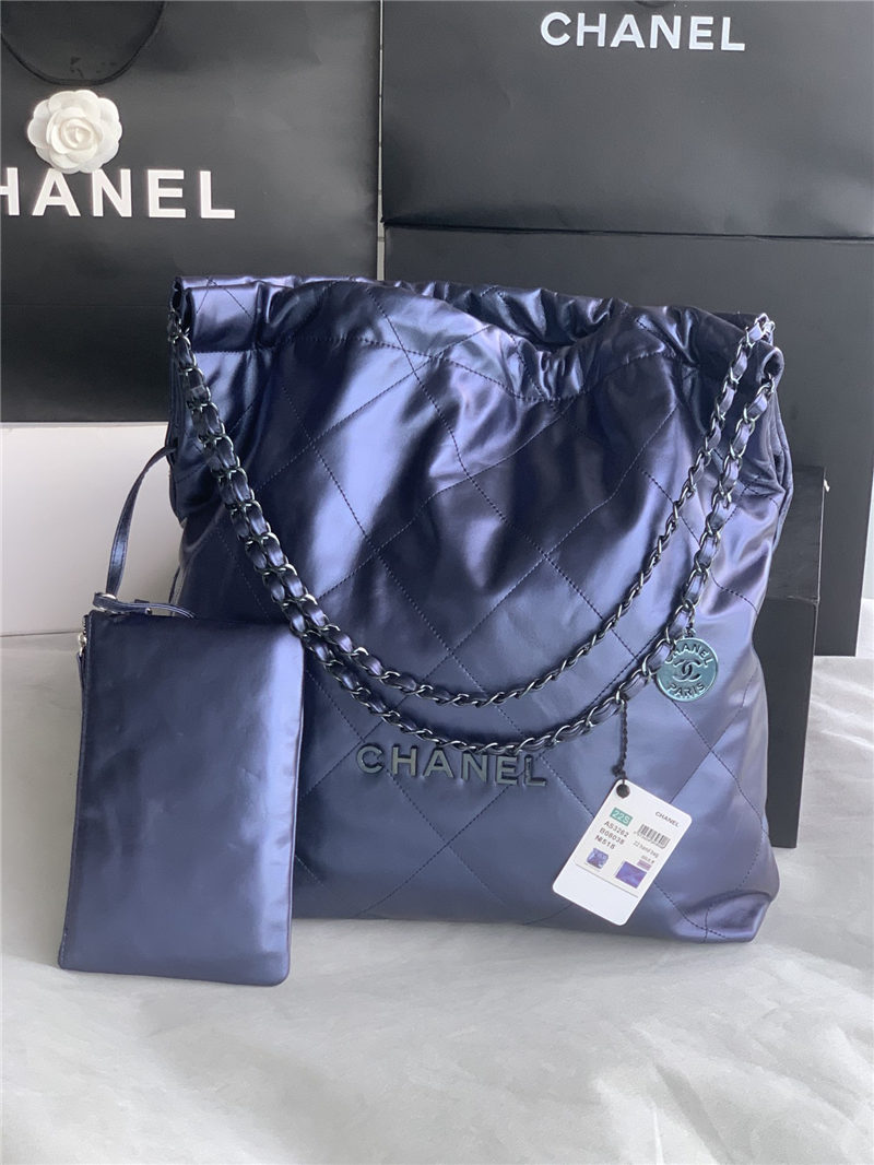 Chanel 22 LARGE HANDBAG Metallic Calfskin & Gold-Tone Metal AS3262 Navy High