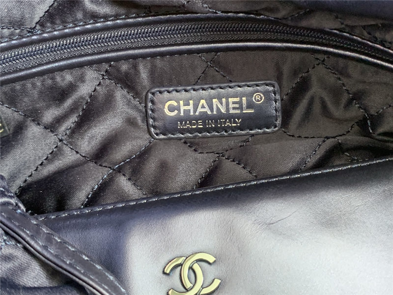 Chanel 22 SMALL HANDBAG Metallic Calfskin & Gold-Tone Metal AS3260 Navy High