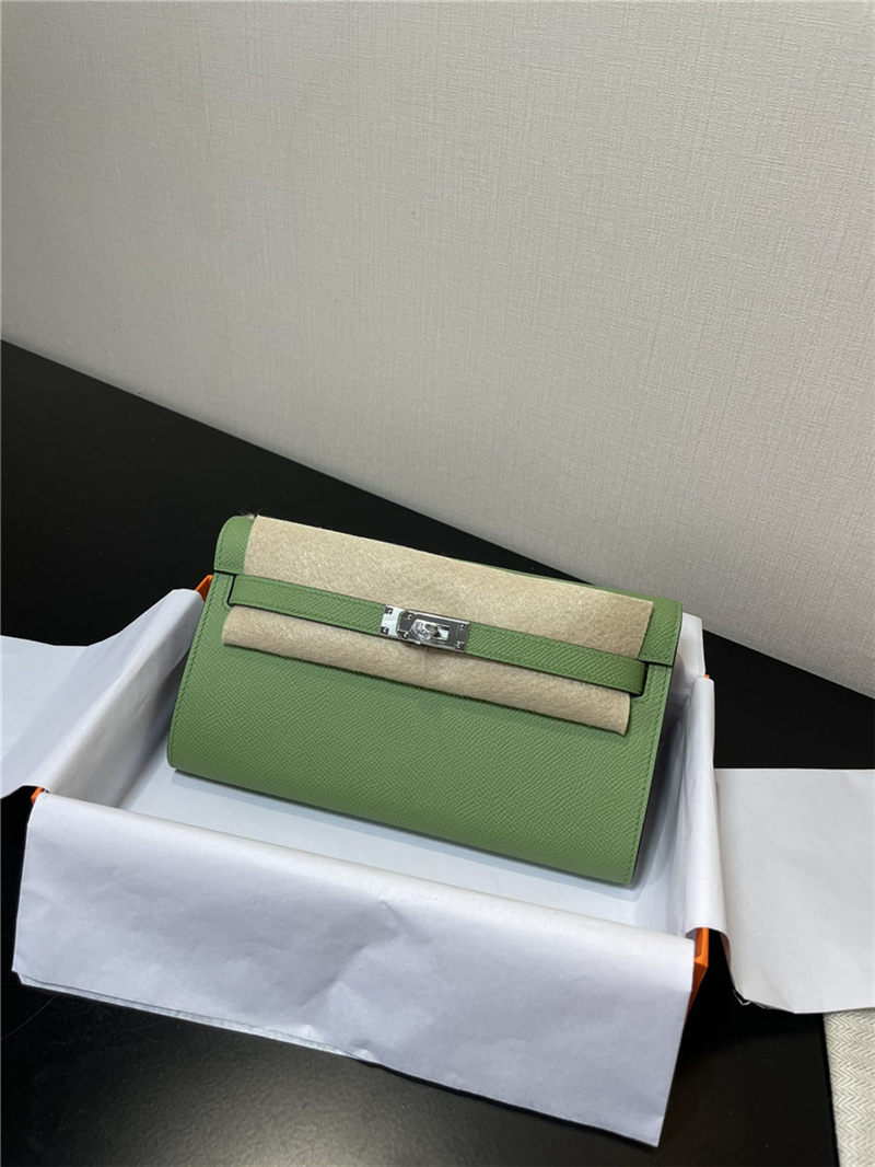 Hermes Kelly Classique To Go wallet Epsom calfskin Green Silver-Metal WAX High