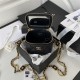 SMALL VANITY WITH CHAIN AP2931 Lambskin & Gold-Tone Metal Black A