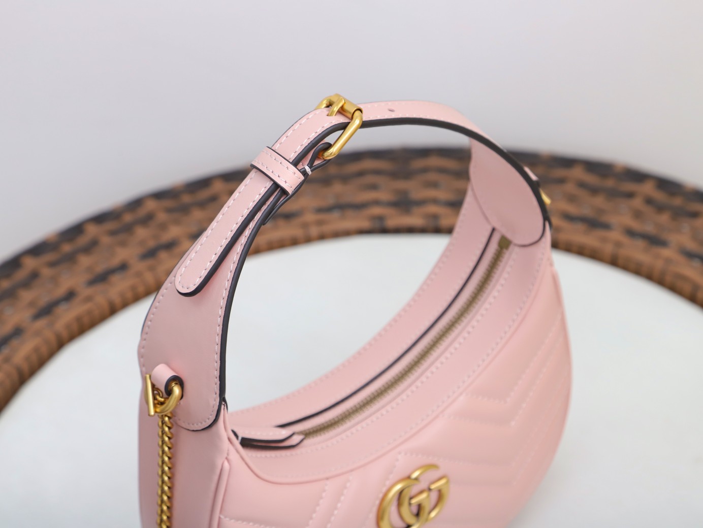 GG Marmont half-moon-shaped mini bag Pink 699514 High