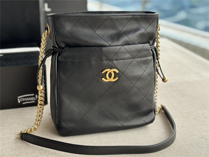 Chanel DRAWSTRING BAG Calfskin & Gold-Tone Metal AS2985 Black High