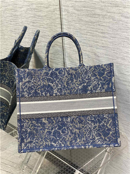 LARGE Dior BOOK TOTE Brocart Embroidery High