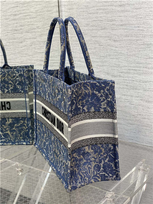 MEDIUM Dior BOOK TOTE Brocart Embroidery High