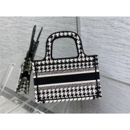 MINI Dior BOOK TOTE Macro Houndstooth Embroidery High