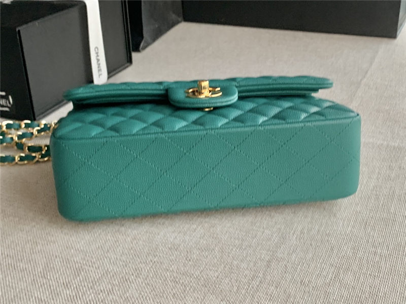 Small CLASSIC HANDBAG Grained Calfskin Gold Metal Green A