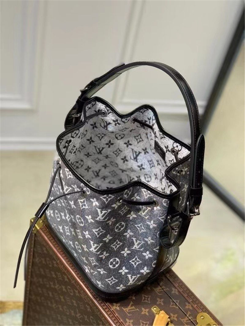 Louis Vuitton Petit Noé Denim textile jacquard M21461 High