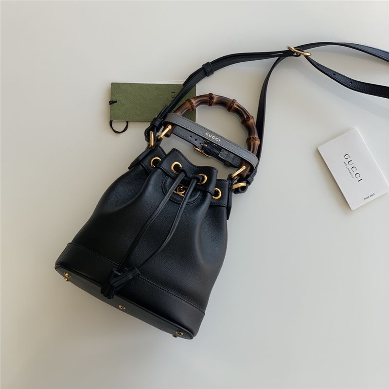 Gucci Diana mini bucket bag 724667 Leather Black High