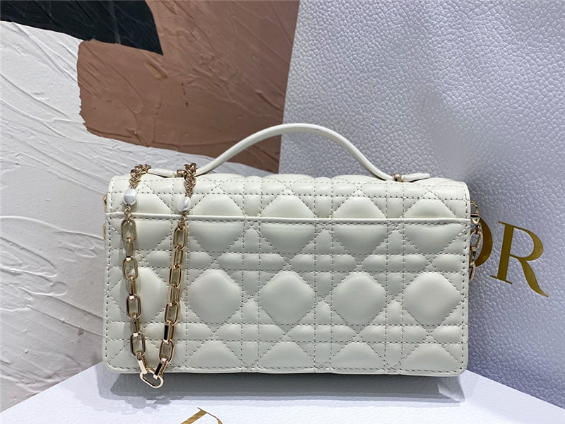 LADY Dior TOP HANDLE CLUTCH Cannage Lambskin High