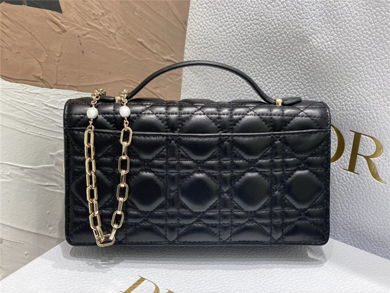 LADY Dior TOP HANDLE CLUTCH Cannage Lambskin High