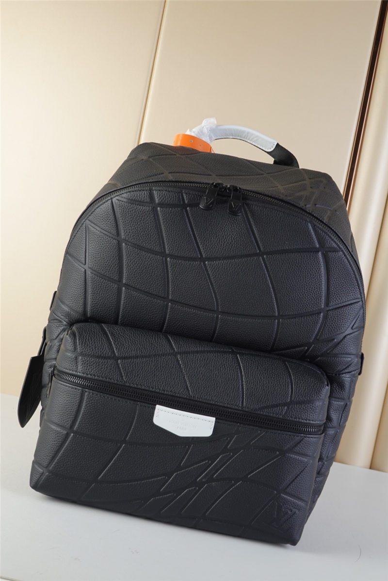 Louis Vuitton DISCOVERY BACKPACK PM M21391 High