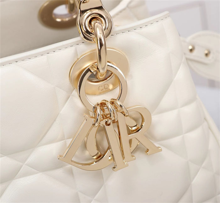 LADY 95.22 SMALL BAG Cannage Calfskin White High