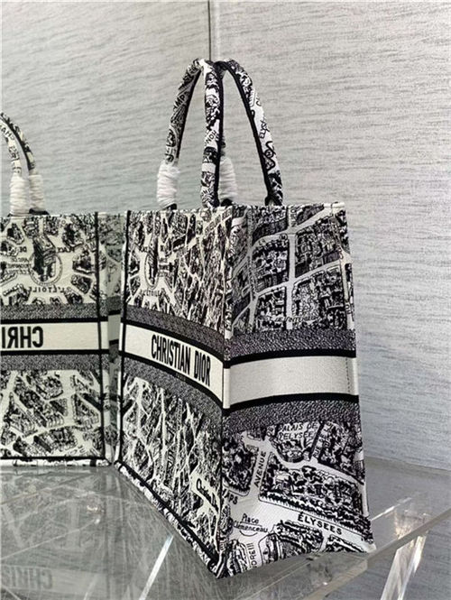 LARGE Dior BOOK TOTE Plan de Paris Embroidery White/Black High