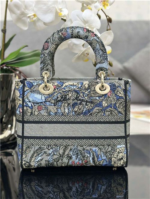 MEDIUM LADY D-LITE BAG Dior Jardin Magique Embroidery Denim High