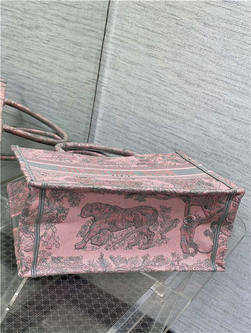 MEDIUM Dior BOOK TOTE Toile de Jouy Embroidery Pink&Grey High