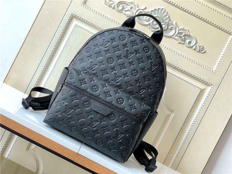 Louis Vuitton DISCOVERY BACKPACK PM Calf leather M46553 Black High