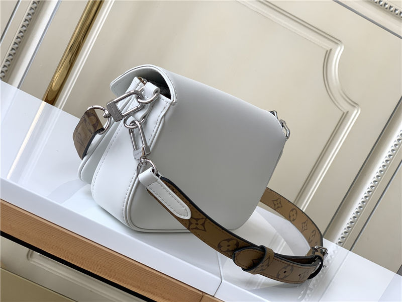 Louis Vuitton SWING Handbag Calfskin leather White M20395 High