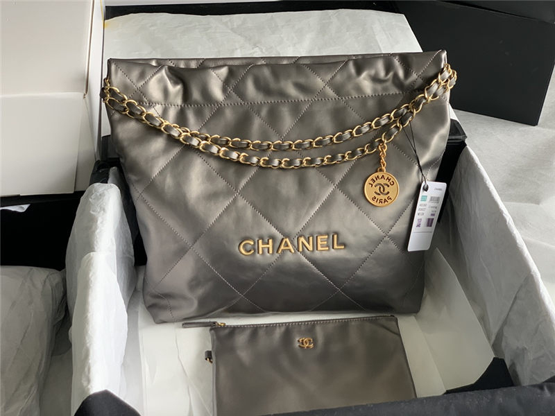 Chanel 22 SMALL HANDBAG Shiny Calfskin & Gold-Tone Metal AS3260 Ruthenium High