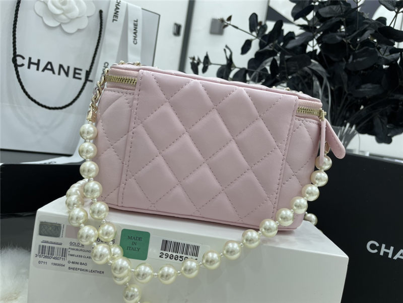 Chanel VANITY WITH CHAIN Lambskin Imitation Pearls & Gold-Tone Metal Pink High