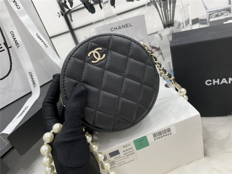 Chanel CLUTCH WITH CHAIN Lambskin Imitation Pearls & Gold-Tone Metal Black High