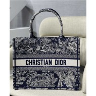 MEDIUM Dior BOOK TOTE Toile de Jouy Embroidery Blue High