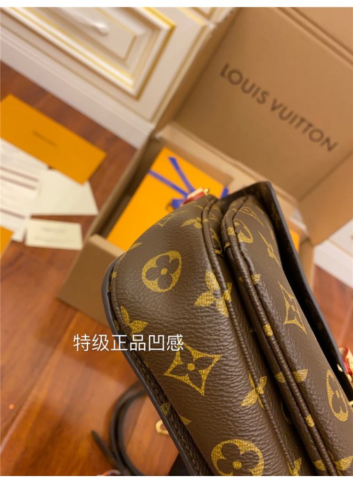 Louis Vuitton POCHETTE MÉTIS Bag Monogram Canvas M44875 Top