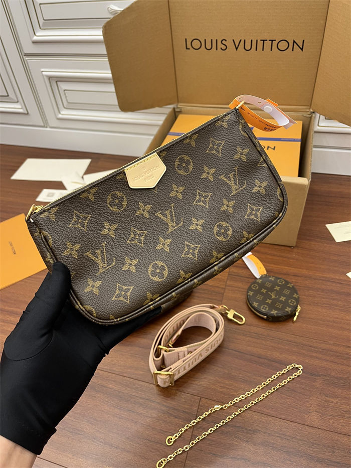 Louis Vuitton Multi Pochette accessories Monogram Canvas M44840 Top