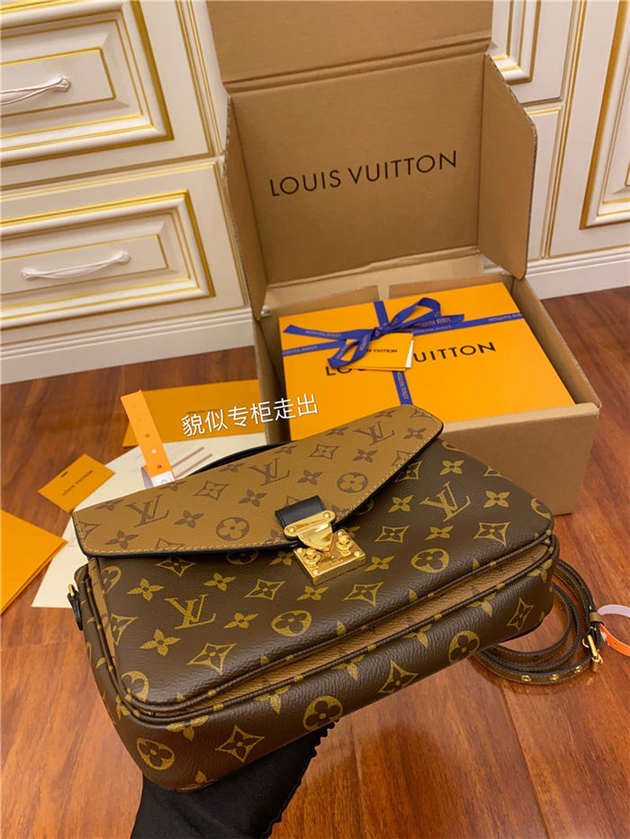 Louis Vuitton POCHETTE MÉTIS Bag Reverse Monogram M44876 Top