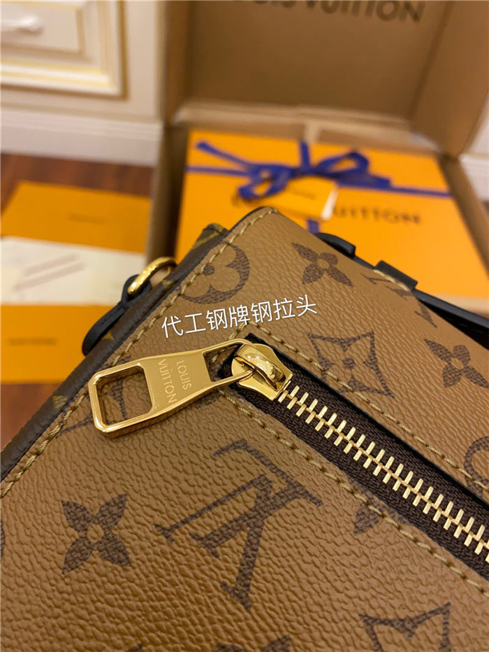 Louis Vuitton POCHETTE MÉTIS Bag Reverse Monogram M44876 Top