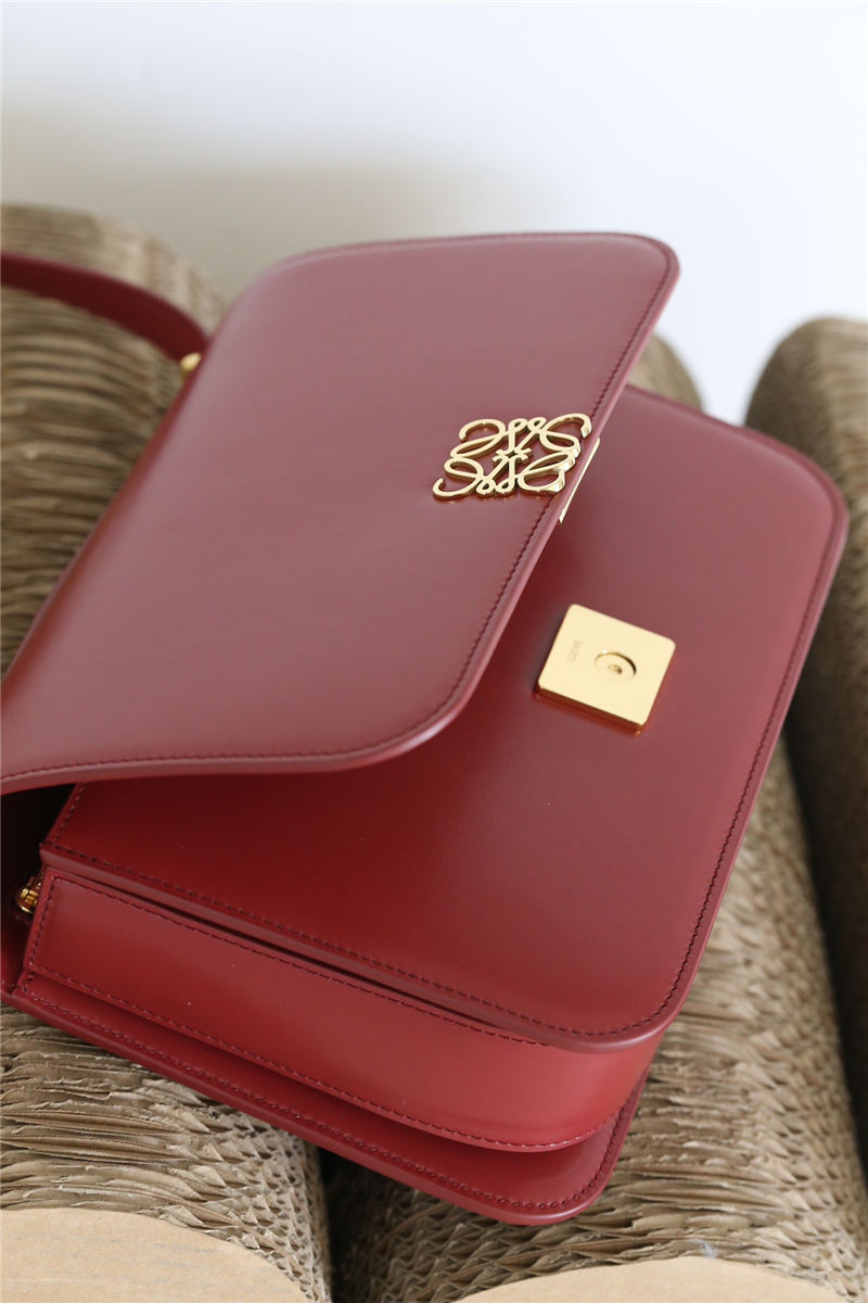 Goya bag in silk calfskin Wine High