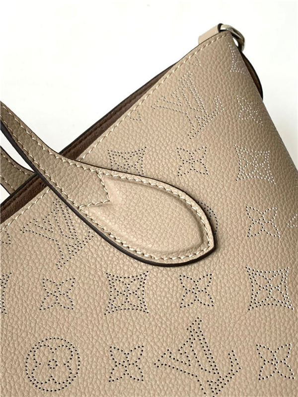 Louis Vuitton Blossom PM Mahina perforated calfskin leather M21849 High