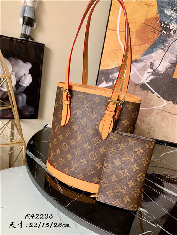 Louis Vuitton Bucket Bag Monoram M42238 High