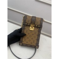 Louis Vuitton VERTICAL TRUNK POCHETTE Monogram M67873 High