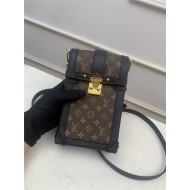 Louis Vuitton VERTICAL TRUNK POCHETTE Monogram M63913 High