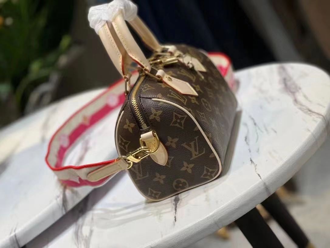 Louis Vuitton SPEEDY BANDOULIÈRE 20 Monogram M45948 High