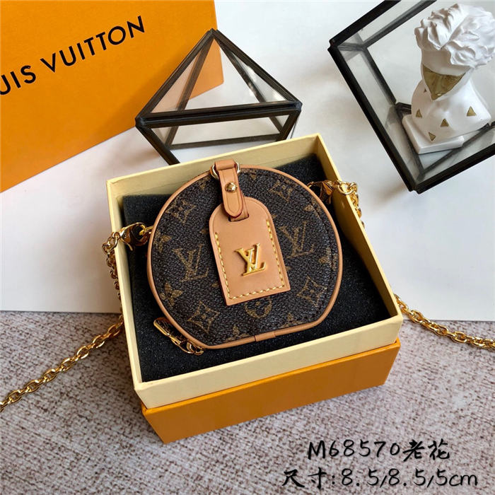 Louis Vuitton Boite Chapeau Necklace Monogram Canvas M68570 High