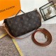 Louis Vuitton Pochette accessories Monogram Canvas M40712 High