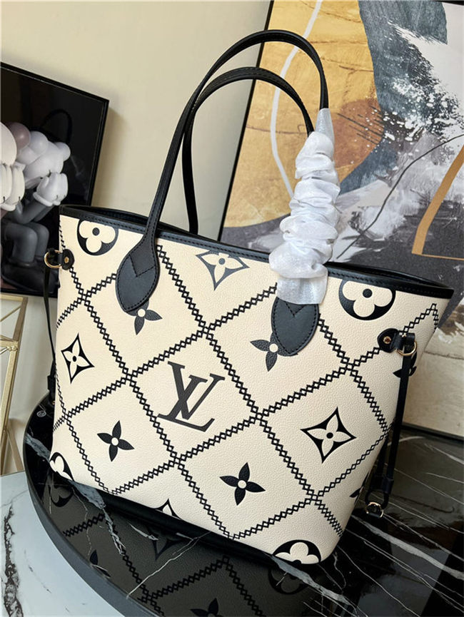 Louis Vuitton NEVERFULL MM Embroidered embossed supple grained cowhide leather Cream M46039 High