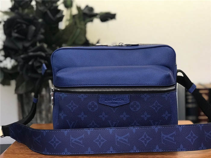 Louis Vuitton Outdoor Messenger Taiga Pacific M30242 High