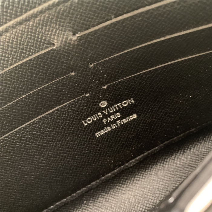 Louis Vuitton ZIPPY DRAGONNE Wallet Taïga High