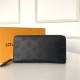 Louis Vuitton ZIPPY WALLET Mahina Black High