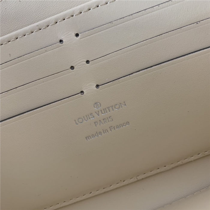 Louis Vuitton ZIPPY WALLET Mahina Ivory High