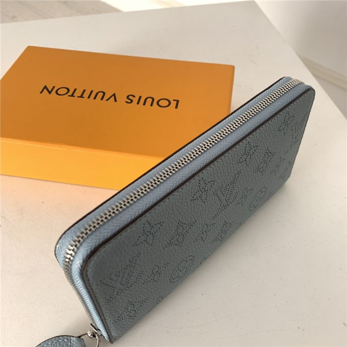 Louis Vuitton ZIPPY WALLET Mahina Lt Blue High