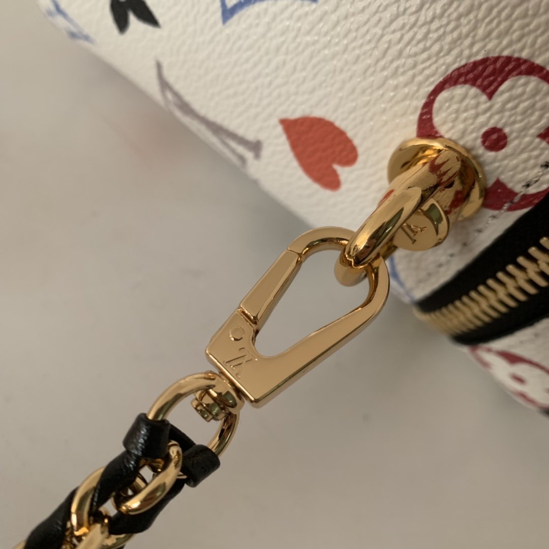 Louis Vuitton GAME ON VANITY PM BAG White High